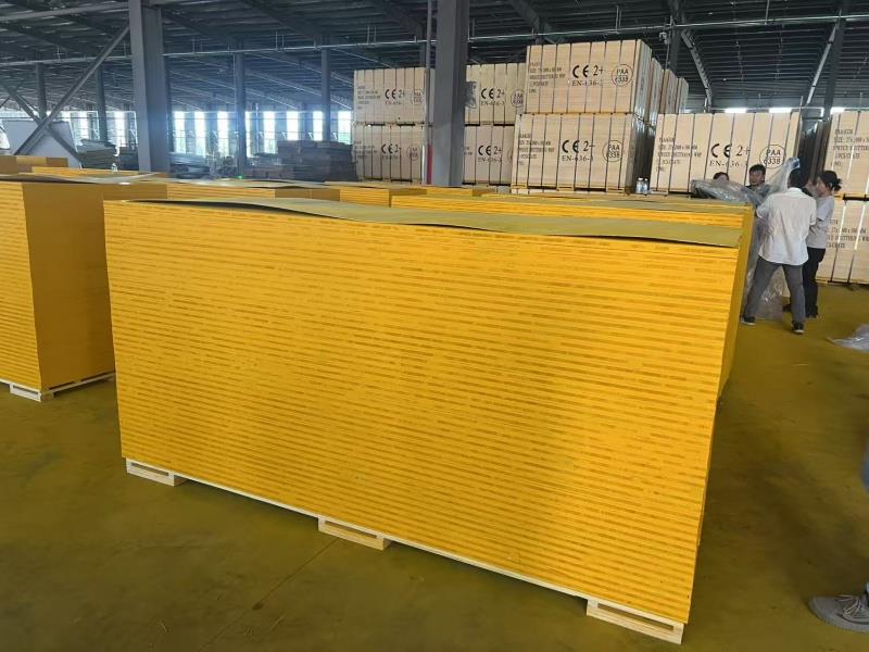 Spruce wood 3 ply shuttering panel